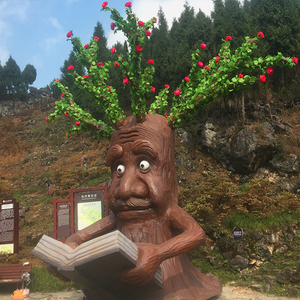 Arbre parlant animé réaliste, attraction de parc d'attractions, en vente - Product Image 4