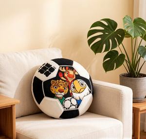 Coussin en peluche doux Coupe du Monde <span class=keywords><strong>FIFA</strong></span> 2026, décoration de salon, canapé, maison, oreiller décoratif en forme de ballon de football - Product Image 2