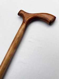 Bastón de madera hecho a mano para hombres y mujeres Bastón clásico duradero para senderismo Movilidad y uso diario - Product Image 5