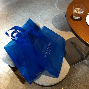 Trasparente su misura grande <span class=keywords><strong>regalo</strong></span> sacchetti di imballaggio con manico sacchetti di spesa riutilizzabili pieghevole per lo Shopping - Product Image 2