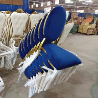 Chaises côtes dorées en acier inoxydable Chaises de fête pour mariages Siège rose Location de chaises Louis de mariage