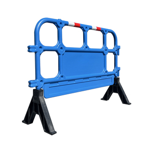 Barrière de sécurité portable en plastique de 1350 mm, clôture temporaire en HDPE moulé par soufflage pour la séparation routière - Product Image 5