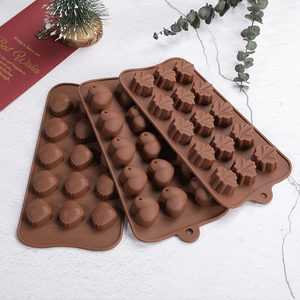 MUYULINS Factory Hot-Selling 15-Hole LFGB Platinum Food-Grade Non-Stick 3D DIY Custom <b>Silicone</b> Shell-Shaped Chocolate Mold - Product Image 1