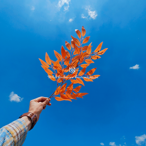 ใบไม้ประดิษฐ์สีส้มสดใส เหมาะสำหรับตกแต่งในฤดูใบไม้ร่วง งานแต่งงาน และงานอีเว้นท์ต่างๆ ใบไม้ร่วงแบบสมจริง - Product Image 5