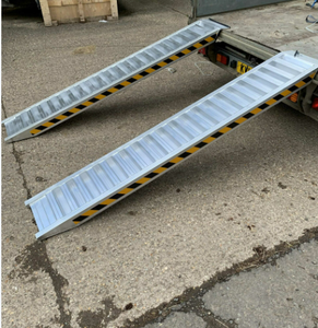 OEM ODM Personalizado 3 metros de largo Durable Capacidad 5 toneladas de carga Aluminio Rampa Camiones Pista Ruedas Mecánica Rampa Rampas Escaleras - Product Image 1