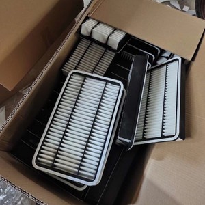 ไส้กรองอากาศ Ft 30060 ขนาดมาตรฐานสำหรับเปลี่ยนซ่อมรถยนต์เกียร์ธรรมดา - Product Image 2