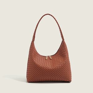 Sac fourre-tout en PU tissé grande capacité pour femme, fermeture éclair, doublure en polyester, polyvalent, luxe léger, toutes saisons, pour les trajets quotidiens - Product Image 1