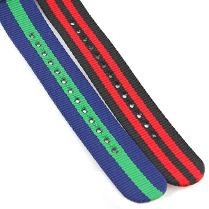 Vorrätig Modisches Nylon-Uhrenarmband Einfarbiges Uhrenband mit Vollmetallschnalle - Product Image 6