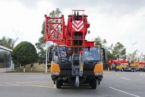 מנוף משאית STC500C5-8, 8200 שעות עבודה, תיבת הילוכים, כושר הרמה <span class=keywords><strong>50</strong></span> טון, מומנט הרמה 1600 קילו-ניוטון-מטר, גובה הרמה 62 מטר, רכיבים חיוניים חדשים. - Product Image 6