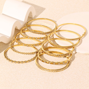 Yüksek Kalite Paslanmaz Çelik Altın Kaplama Parlak Bilezik Kararmayan Kübik Zirkon Bileklik Kadınlar İçin Parlak Takı - Product Image 4