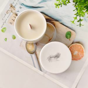 Ensemble cadeau en gros, ensemble <span class=keywords><strong>de</strong></span> bougies parfumées <span class=keywords><strong>de</strong></span> luxe <span class=keywords><strong>de</strong></span> marque <span class=keywords><strong>CD</strong></span> pour les mariages et la décoration <span class=keywords><strong>de</strong></span> la maison, bougies parfumées en cire <span class=keywords><strong>de</strong></span> soja pour la Saint-Valentin - Product Image 3