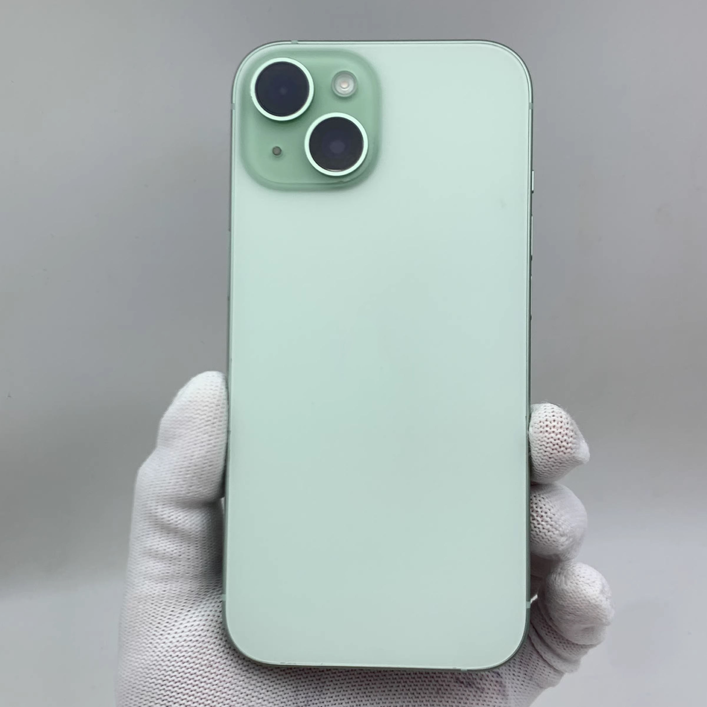 สีเขียว