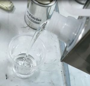 <span class=keywords><strong>Vernis</strong></span> 2K HS à séchage ultra-rapide, transparent, <span class=keywords><strong>anti</strong></span>-<span class=keywords><strong>UV</strong></span>, haute brillance pour automobile - Product Image 1