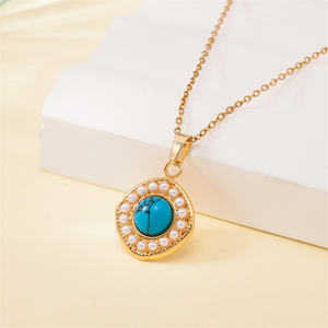 สร้อยคอจี้ไข่มุกรูปดอกไม้เทอร์ควอยซ์ชุบทอง18K แฟชั่นเหล็กไทเทเนียมสีไม่ซีด - Product Image 3