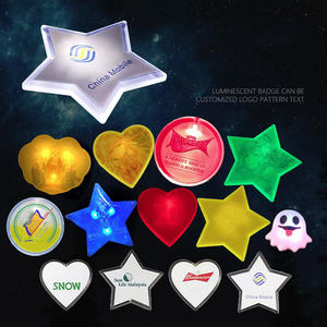 2024 OEM, высококачественный светодиодный значок с логотипом на заказ, светящийся блеск, светящийся значок, пустая кнопка, рекламные товары для вечеринок - Product Image 2