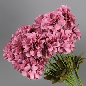 Fleurs artificielles de chrysanthèmes, branche unique en soie, décorations de mariage pour les allées et salles de réception. - Product Image 2