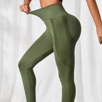 Leggings de yoga sans couture pour femme, taille haute, effet galbant fessier, en polyamide velours, mi-mollet, pour le sport en extérieur et la course à pied