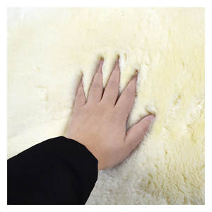 Piel suave de piel de oveja de lana merina de Okayda para tapicería automática y uso de prendas de vestir 7 ~ 9 pies cuadrados - Product Image 5