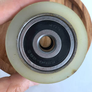 Roulements à rouleaux en caoutchouc plastique personnalisés Roulements à rouleaux revêtus de caoutchouc pour ligne de revêtement Roulement à rouleaux en caoutchouc - Product Image 5