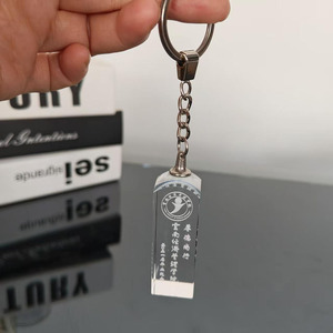 Magnifique porte-clés LED en cristal cube avec gravure laser interne, images personnalisées, emballage cadeau écologique et portable pour - Product Image 3