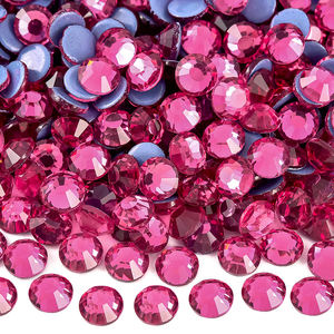 โอเลย่า คริสตัลติดเสื้อผ้าคุณภาพสูง SS6-SS30 แพ็คใหญ่ กาวเยอรมัน คริสตัลติดร้อน โรงงานผลิตคริสตัลสำหรับชุดแต่งงานและเสื้อผ้า - Product Image 4