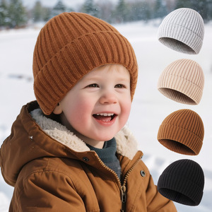 Chapeau tricoté unisexe pour nouveau-né, protection des oreilles chaude pour enfants en automne et en hiver, couleur unie rayée - Product Image 1