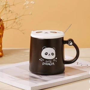 Taza de panda de dibujos animados con personalidad creativa con tapa, cuchara, taza de café de oficina, taza de bebida simple de cerámica con saludo de mano - Product Image 5