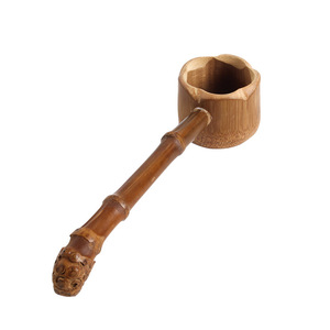 Louche à eau en racine de bambou carbonisé, cuillère à eau en bambou, distributeur d'eau en bambou pour cérémonie du thé, artisanat en bambou, service à thé - Product Image 1