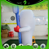 Hongyi jouet géant publicité gonflable dent dessin animé modèle ballons personnalisé gonflage brosse à dents forme ballons pour la Promotion
