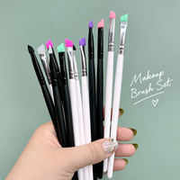 Pinceau Eyeliner de Précision Incliné en Silicone 1PC, Outil Portable pour Aegyo Sal et Cils Inférieurs, Pointe Souple pour Maquillage Quotidien