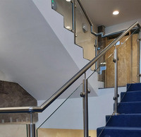 Meilleur Choix - Ventes Flash : Main courante d'escalier contemporaine en acier inoxydable et verre, pour usage hôtelier, avec tubes ronds et carrés