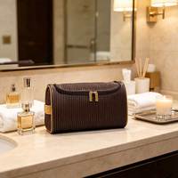 Trousse de Toilette Suspendue en Velours Côtelé, Grande Capacité, Organisateur de Maquillage avec Crochet Métallique Robuste et Poche Intérieure en Maille
