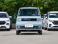 Véhicule électrique longue portée Wuling Motors Hongguang MINIEV 2025 quatre portes en stock en provenance de Chine