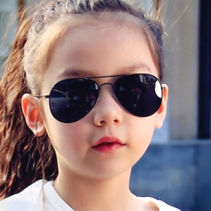 Gafas de <span class=keywords><strong>sol</strong></span> con montura de Metal para niñas y niños, lentes de <span class=keywords><strong>sol</strong></span> de lujo, nuevas - Product Image 2