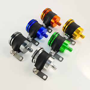Réservoir d'huile de frein pour moto Qiangye, en alliage d'aluminium CNC, 6 pouces, universel, avant et arrière, pour voitures de sport tout-terrain - Product Image 1