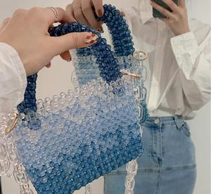 <span class=keywords><strong>Set</strong></span> Bahan Tas Akrilik Wanita DIY, Tas Tangan Mini Berhias Manik-Manik untuk Acara Malam, Tas Jinjing Buatan Tangan dengan Manik-Manik Biru Transparan Gradasi - Product Image 2