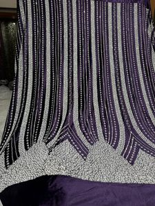 Lehengas และเสื้อผ้าแฟชั่นชั้นสูงลูกปัดงานออกแบบระดับพรีเมียมผ้ากำมะหยี่นำเข้าเหมาะสำหรับชุดแต่งงาน - Product Image 2