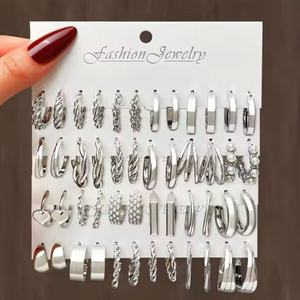 Modernos Pendientes de Acero Inoxidable Hipoalergénicos con Baño de Oro de 18K, Resistentes al Deslustre y al Agua, con Piedras Grandes para Mujer - Product Image 3