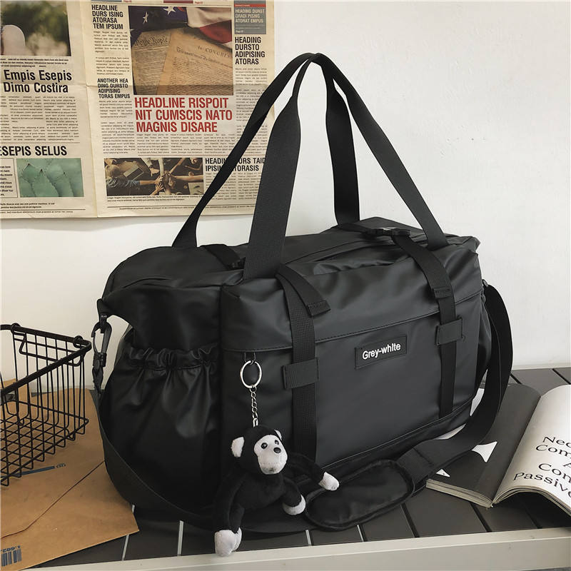 สีดำ + จี้