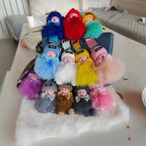 Porte-clés en peluche doux et mignon, forme 3D, design <span class=keywords><strong>de</strong></span> dessin animé, cadeau d'affaires haut <span class=keywords><strong>de</strong></span> gamme pour les boutiques <span class=keywords><strong>de</strong></span> bébés et les magasins <span class=keywords><strong>de</strong></span> maternité - Product Image 2