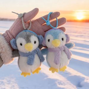 พวงกุญแจตุ๊กตาเพนกวินน้อยน่ารักพร้อมหูฟังติดตัว ขนาด 4 นิ้ว ของเล่นตุ๊กตา - Product Image 3