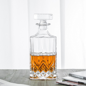 Decanter per Whisky con Tappo in Vetro 25 oz 750ml Trasparente Senza Piombo Cristallo per Liquori Alcolici Vino Brandy Bourbon - Product Image 5