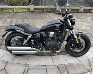 Approvisionnement d'Usine Moto Benelli Originale Panshou 250, Style Cruiser Classique Moteur 250cc - Product Image 1