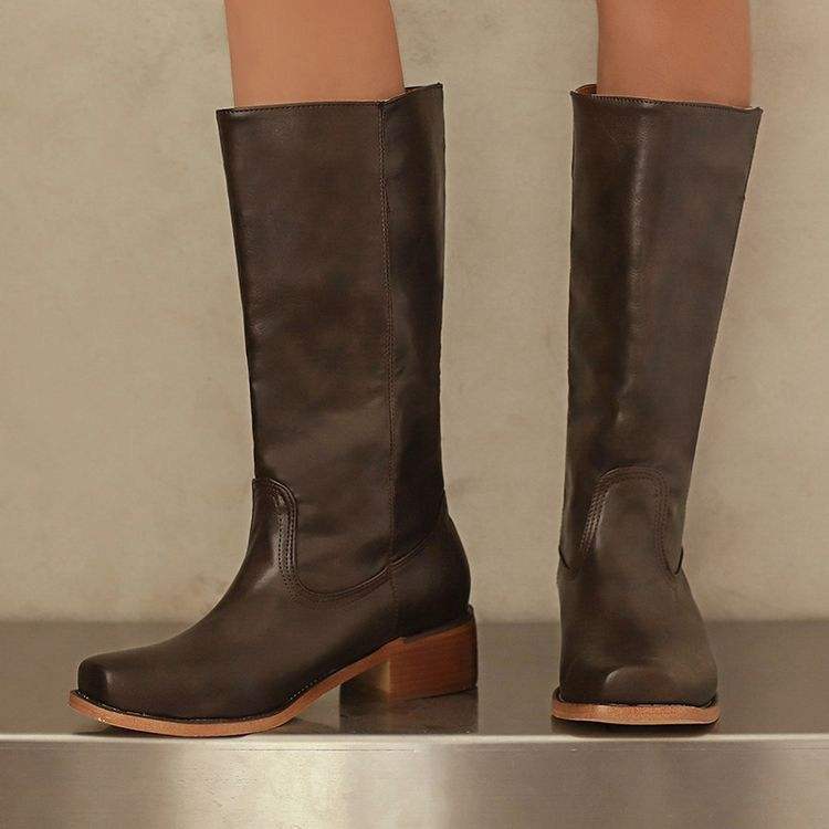 สีน้ำตาล