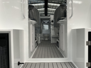 Catamarán de Pesca de Aluminio de 7.9m (26 pies), Nuevo, Tipo Yate, con Cabina, para Ocio Familiar - Product Image 2