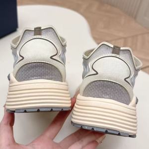 Calzado Deportivo Casual Personalizado de Alta Gama para Hombre y Mujer. Zapatos de Lujo Marca DAES con Parte Superior de Malla y Cierre de Cordones para Todas las Temporadas - Product Image 4