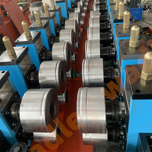 เครื่องขึ้นรูปโปรไฟล์ฝ้าเพดานแบบม้วน ควบคุมด้วย PLC อัตโนมัติ สำหรับโครงเหล็กและราง - Product Image 4