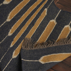 Tapis de salon marocain géométrique Kilim fait main, rectangulaire, en laine et acrylique, à poils moyens, avec envers antidérapant en latex, écologique - Product Image 3