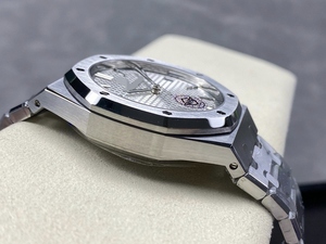 Reloj Deportivo Mecánico de Esqueleto para Hombre, Más Vendido en Toda la Internet, con Esfera de Agujas, Caja de Acero Inoxidable y Correa de Goma - Product Image 3