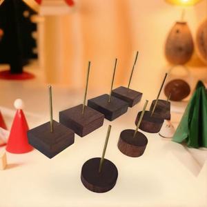 Portatarjetas de madera de nogal negro, base de madera maciza en forma de U, diseño moderno y sencillo para tarjetas de visita y notas - Product Image 3